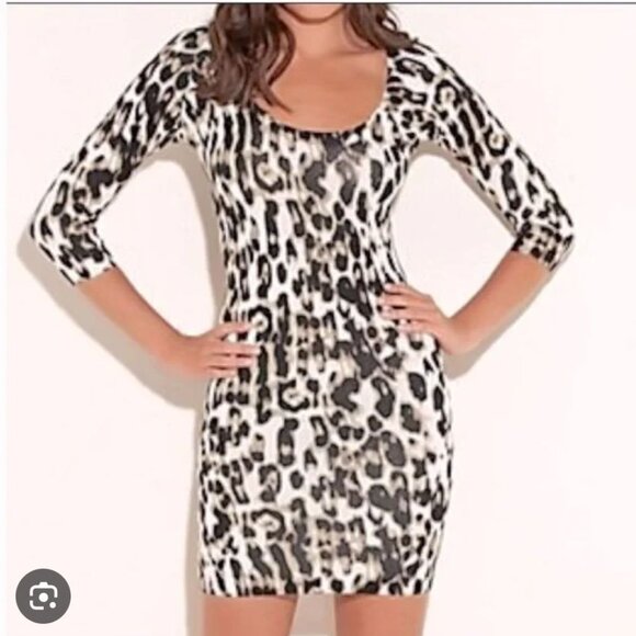 Guess Los Angles Dress with Lace Back Pull - Over Fitted Stretch 3/4 Sleeve - Picture 1 of 8